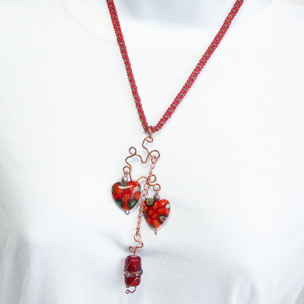 7516 *Red Glass Heart beads & wire design beaded jewelry, necklace.