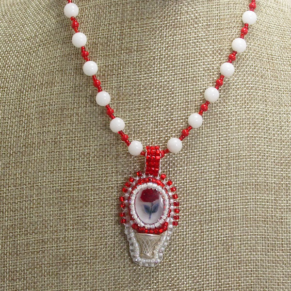 Ogin Bead Embroidery Pendant Necklace relevant front view