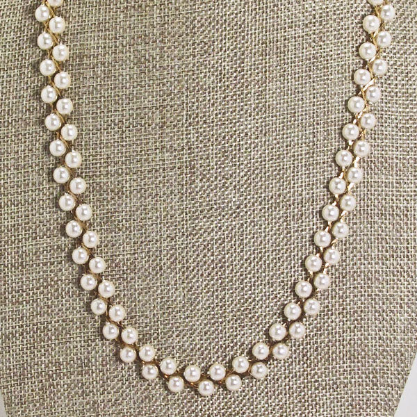 Abia Pearl Beaded Necklace relevant view