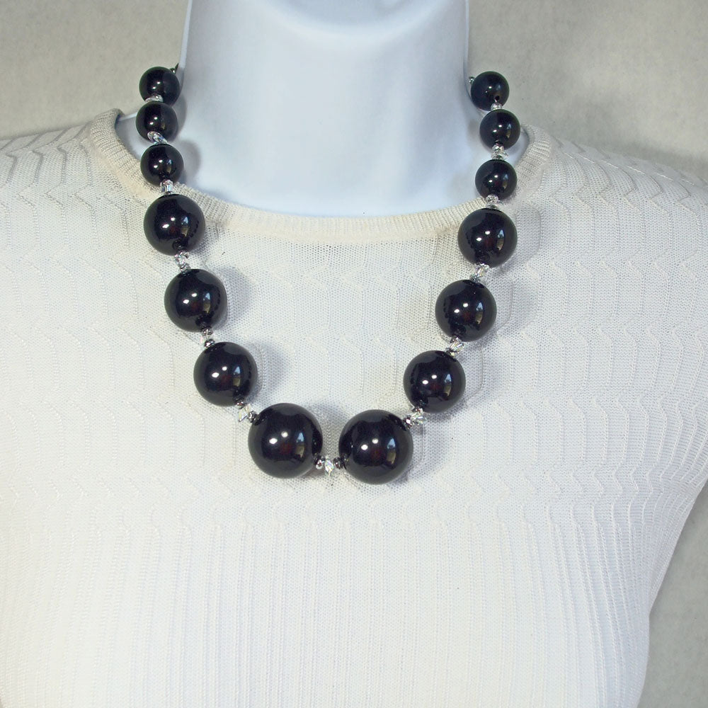 3061-23   Parisa  Black Wood Graduated Single Strand Necklace   