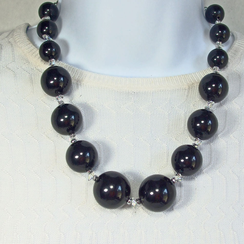 3061-23   Parisa  Black Wood Graduated Single Strand Necklace   