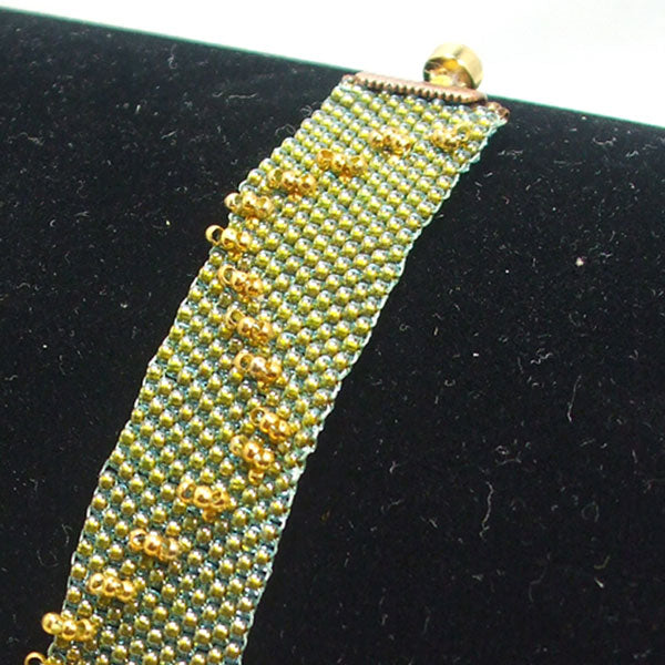 Xihuitl 3D Peyote Bracelet close up 