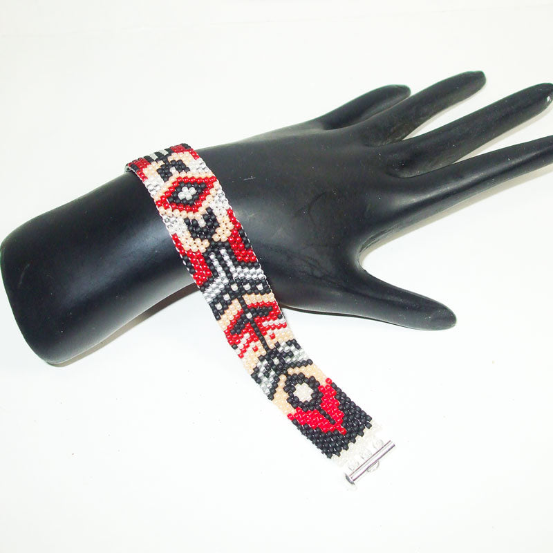 Nakea Native Beaded Bracelet relevant front view