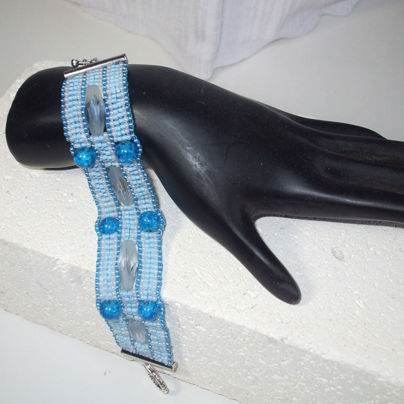 Kaimi Blue Bead Woven Bracelet relevant front view